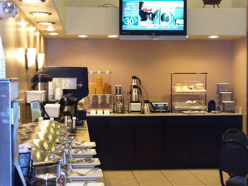 Hotel Western Airport Innsuites Hotel&suites 3*